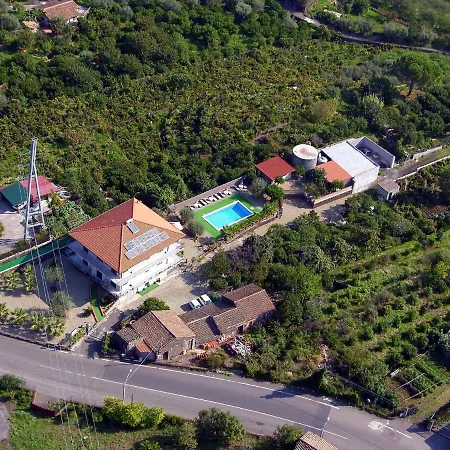 Apartment With Air Conditioning And Salt Pool Santa Venerina